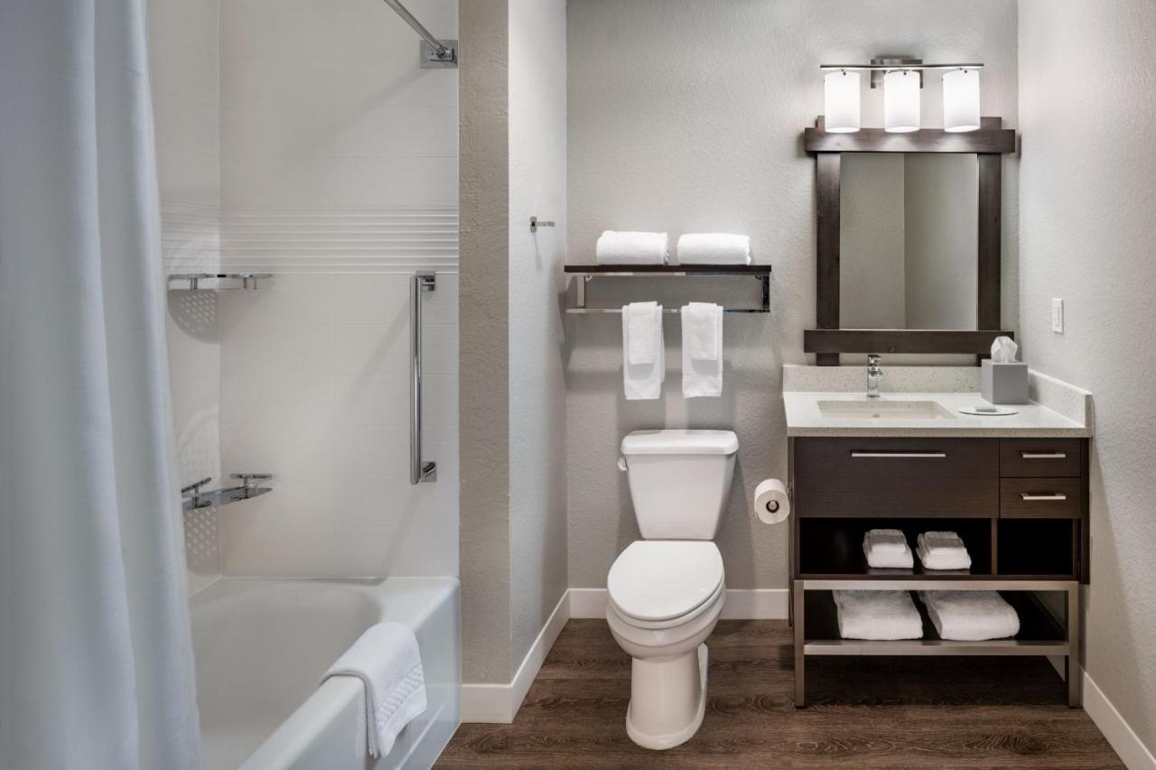 Towneplace Suites By Marriott Venice Exterior photo