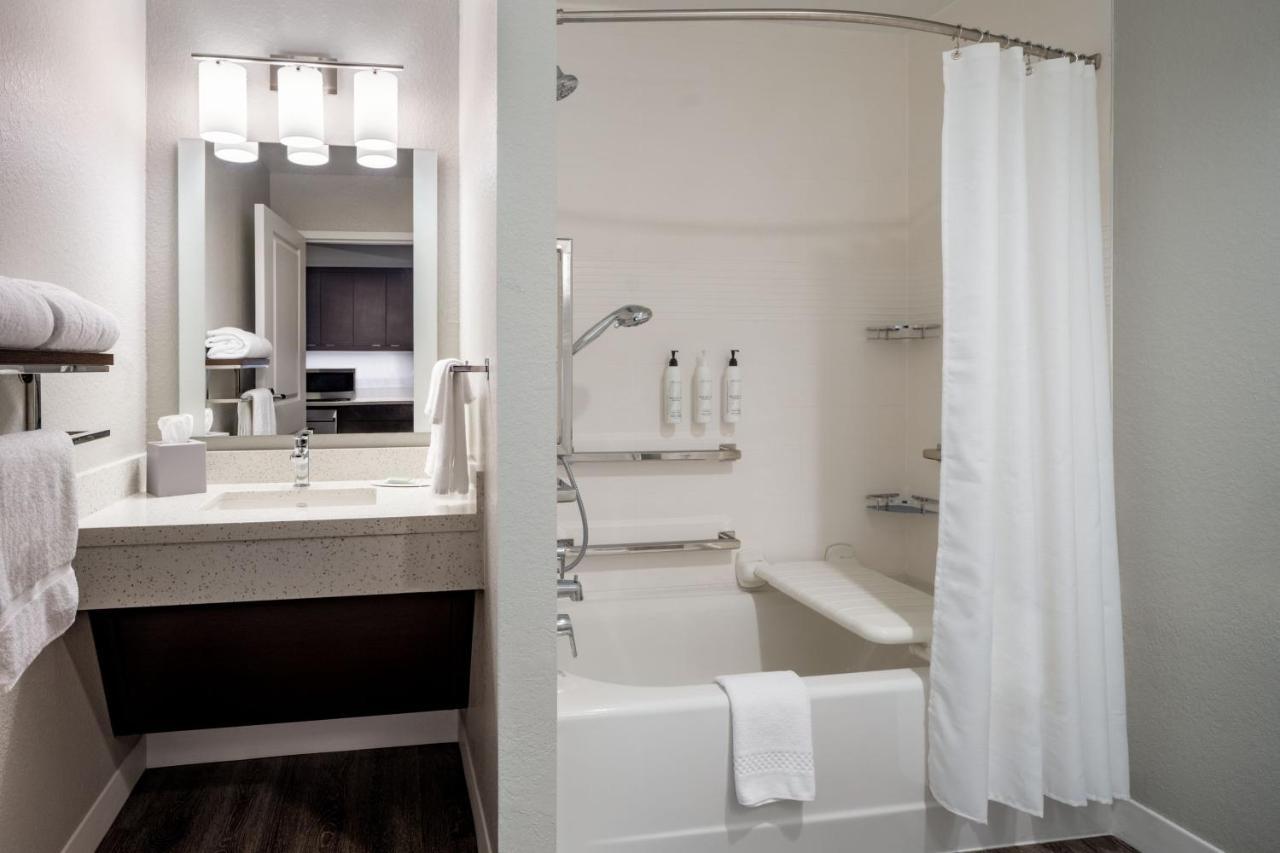 Towneplace Suites By Marriott Venice Exterior photo